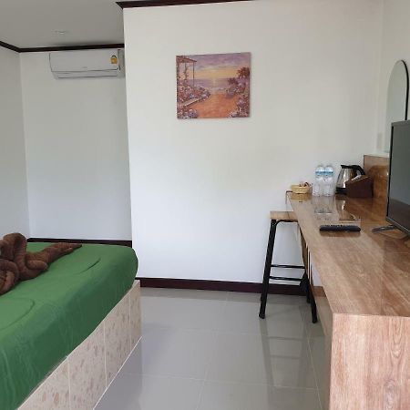 Rung Inn Homestay Ranong Exterior photo